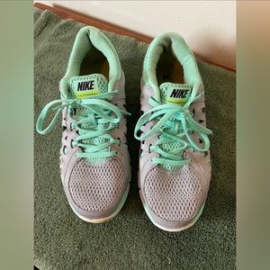 Nike Dual Fusion Run 2 Shoes